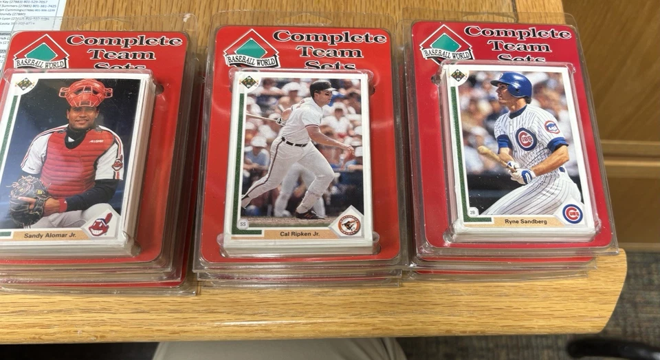 Juegos completos de equipos del mundo de béisbol de 1991 tarjetas de cubierta superior. 2 equipos de la NFL Foto 4 de 4