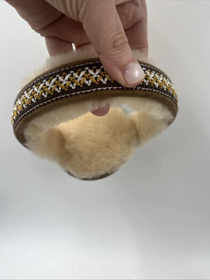 Orejeras UGG Cuero Oveja Oveja Caja Abierta Tasman Tejido Trenza - Castaño Raro Foto 4 de 4