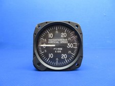 United Instruments Vertical Speed Indicator P/N 7130 WARRANTY (1125-156)
