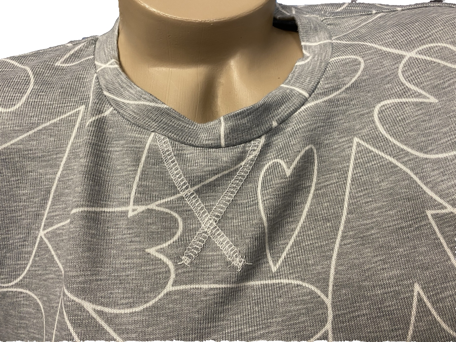 Ladies Silver Grey Heart Long Sleeved Pyjama Set Size 16-18 / L Indigo Sky image 3