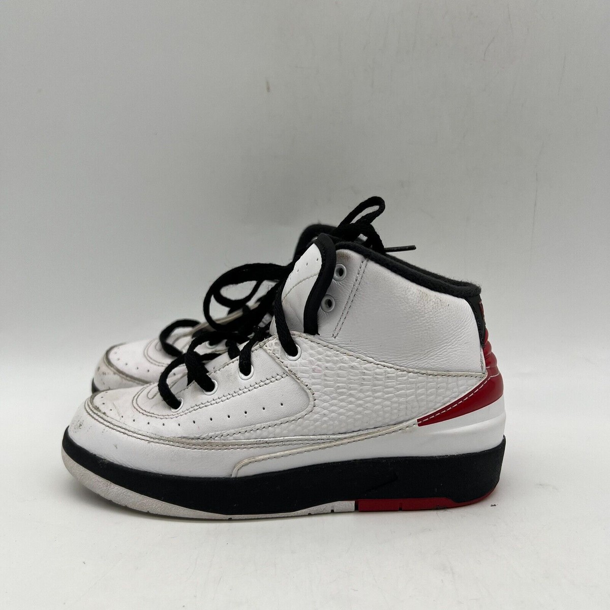 jordan shoes size 2 youth