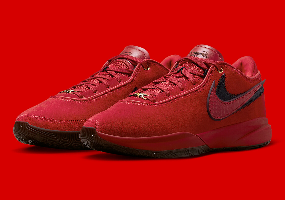 Nike LeBron James XX 20 Liverpool FC Gym Red DV1193-600 sz Nike LeBron James XX 20 Liverpool FC Gym Red DV1193-600 sz