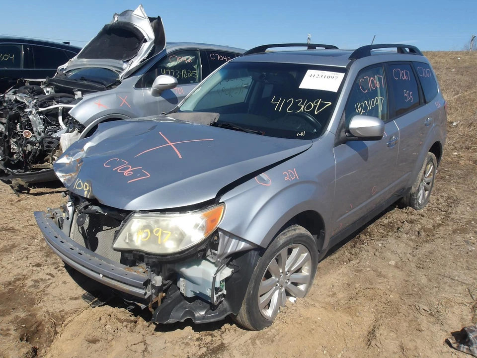 Motor de limpador de para-brisa usado serve: conjunto Subaru Forester 2012 grau A - Imagem 2 de 4