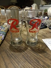Lot Of 2 Vintage Rainier Beer Glasses 