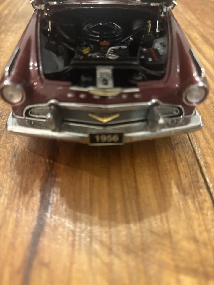 Danbury Como Nuevo Edición Limitada 1956 Desoto Sportsman Cupé Dos Tonos Granate Foto 4 de 4