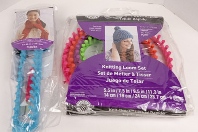 lot of 2 Loops & Threads Knit Quick Knitting Loom Sets, NEW, circular and long