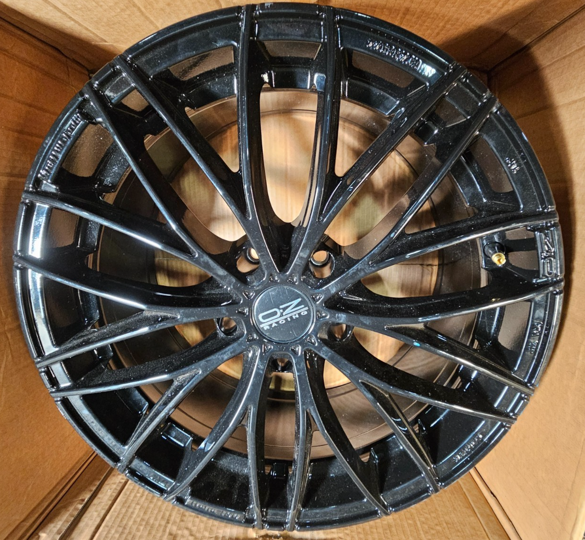 QTY 1) OZ Sport Italia 150 Gloss Black Alloy Wheel Rim 18x8 5x120