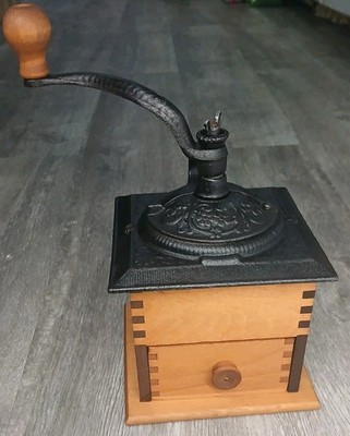1890's-1910's Rare Antique Pristine Shape, Imperïal Arcade Coffee Grinder