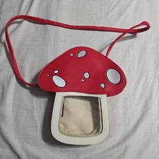 Bioworld Mushroom - Crossbody Bag - Red and White - Mint Condition Pin Colector 