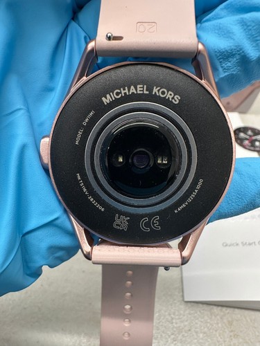 Michael Kors MKT5116V 43 mm Smart Watch in Blush - USED - Zdjęcie 7 z 7