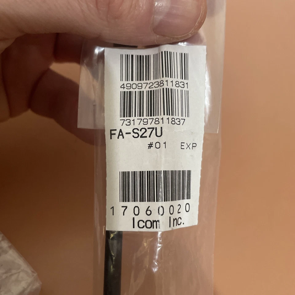 Icom IC-FA-S27U Genuine Antenna 400-470Mhz - Image 2 of 2
