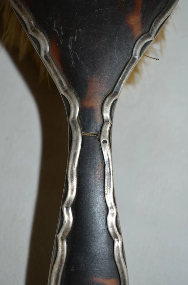 Ancienne Brosse à Cheveux Écaille et Argent XIX ème Angleterre - Photo 2/4
