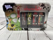 TECH DECK CHOCOLATE 12 SKATEBOARDS w/ DOUBLE SIDED METAL TIN CASE 2009
