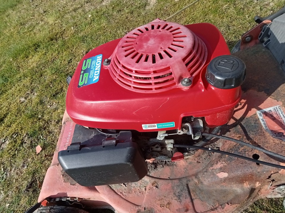 Lawn Mower Honda GCV160 5.5 Engine On Sovereign Lawnmower For Spares Or