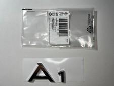 STEMMA TARGHETTA SCRITTA LOGO FREGIO BAULE POSTERIORE AUDI A1 CROMATO