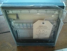 Foxboro Spec 200 220S-4F6 ANALOG RECORDER NEW IN FACTORY BOX