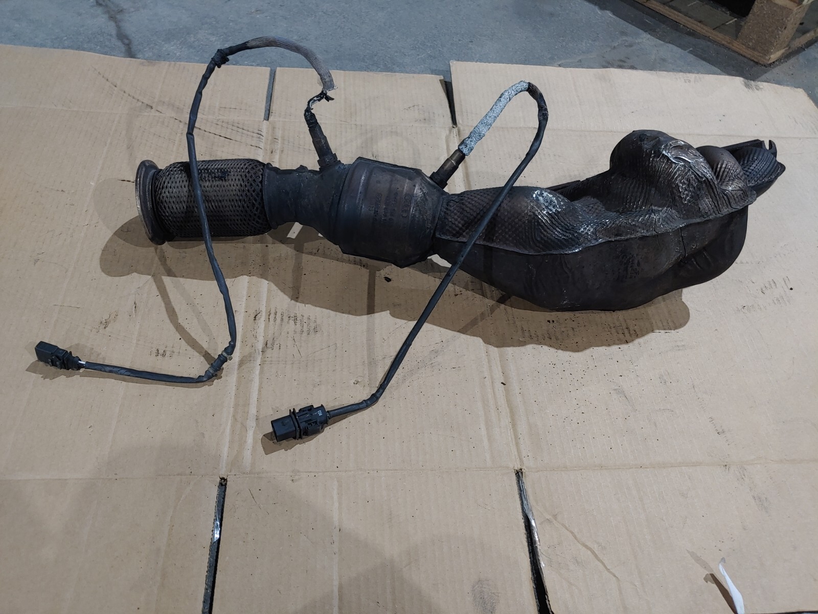 2009 Audi R8 4.2L V8 Passenger Right Exhaust Manifold 420131089 420000178 Oem