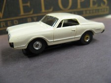 Aurora Vintage HO 1963   1969 White Cougar, Thunderjet 500