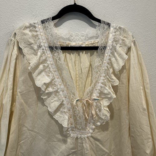 Vintage Christian Dior Sleep Shirt Large Cream Lace Ribbon Rose Bow Lingerie - Picture 2 of 9