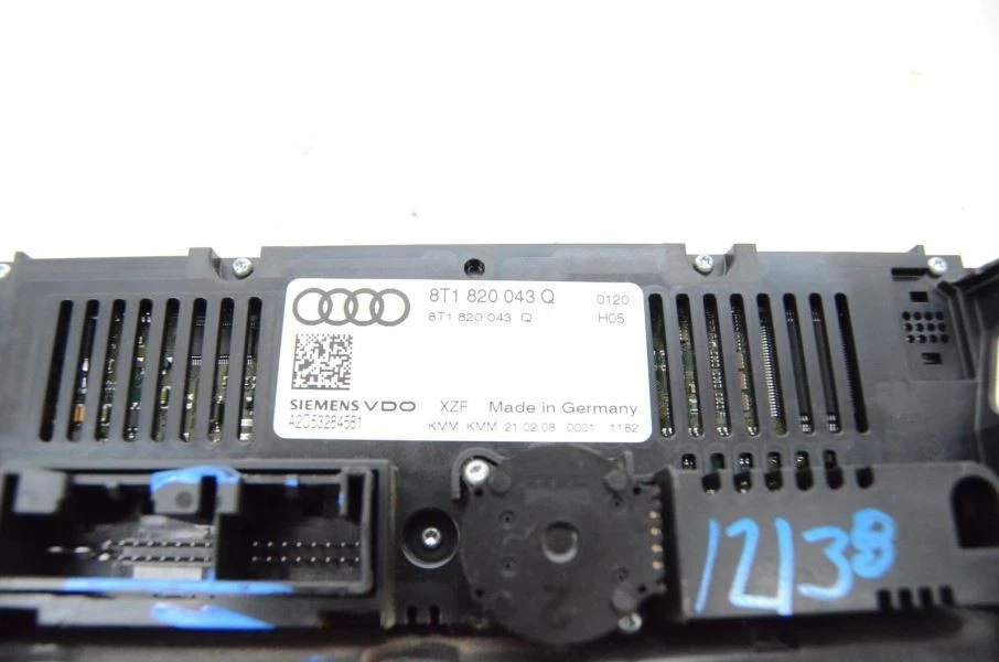 2008-2013 Audi A5 3.2L Coupe Dual Zone Heat and Ac Temperature Control  - Image 4 of 4