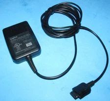SANYO SCP-07ADT AC Adapter 5.4VDC 800mA Cellphone Charger for 4900 4920 2400