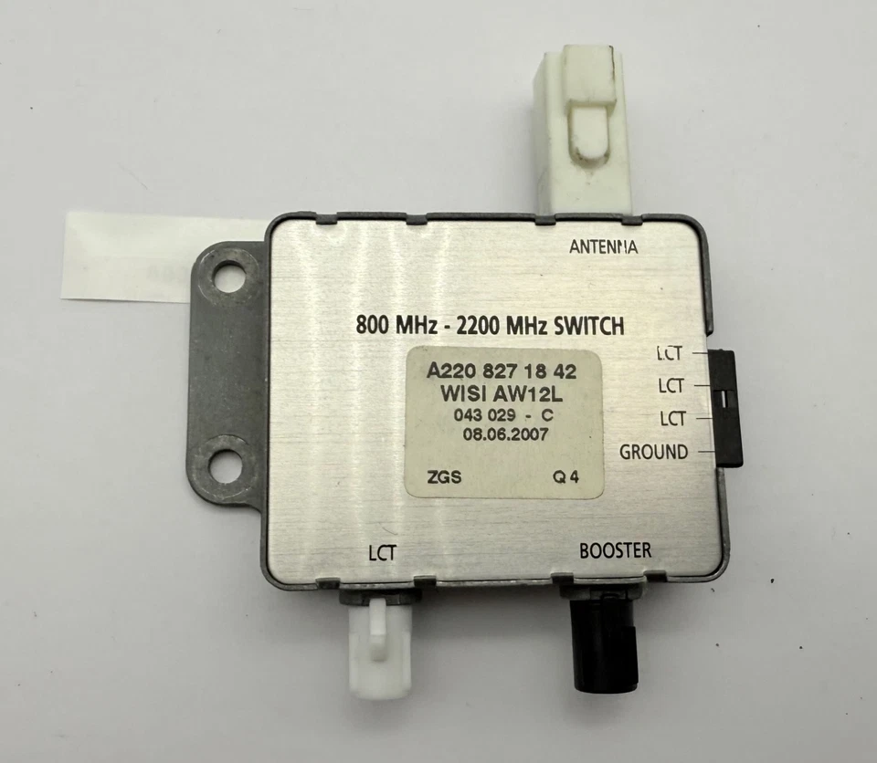 OEM 06-11 Mercedes-Benz W211 E350 Phone Antenna Booster Amplifier Control Module - Image 3 of 4