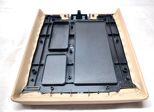 07-13 SIERRA 1500 2500HD SILVERADO ESCALADE CONSOLE LID ASSEMBLY TAN 924-835 - Picture 3 of 4