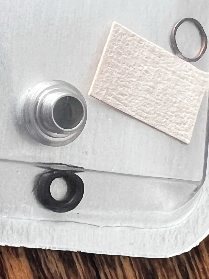 Rolex 5mm 18kt Gold Crown 24-530-8 steel case tube with gaskets 24-5330-0 NOS - Image 2 of 4