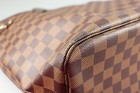 Foto 13 di 22
