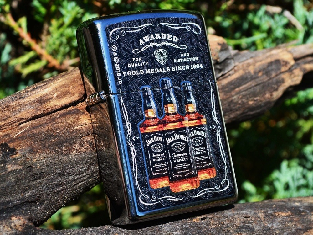 ZIPPO ビンテージ ジッポ Jack Daniel's 真鍮 1999年製 ZIPPO ビンテージ ジッポ Jack Daniel´s 真鍮 1999年製