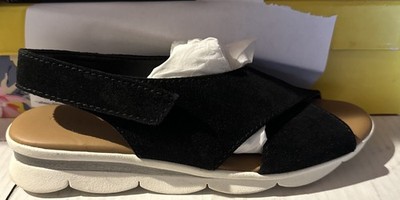 The Flexx Women s Slingback Low Wedge Sandals Black Size 7 M US
