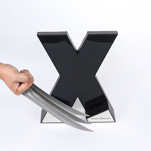 X-men Wolverine 1/1 Weapon Steel claw cosplay LED base 440C metal property NEW