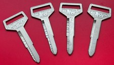 Curtis Toyota TR - 33 Key Blank  *SET OF 4*