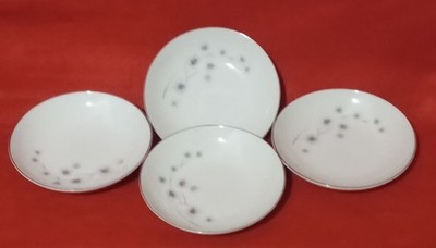 Creative Fine China Platinum Starburst Dessert/Bread Dishes. Set of 4