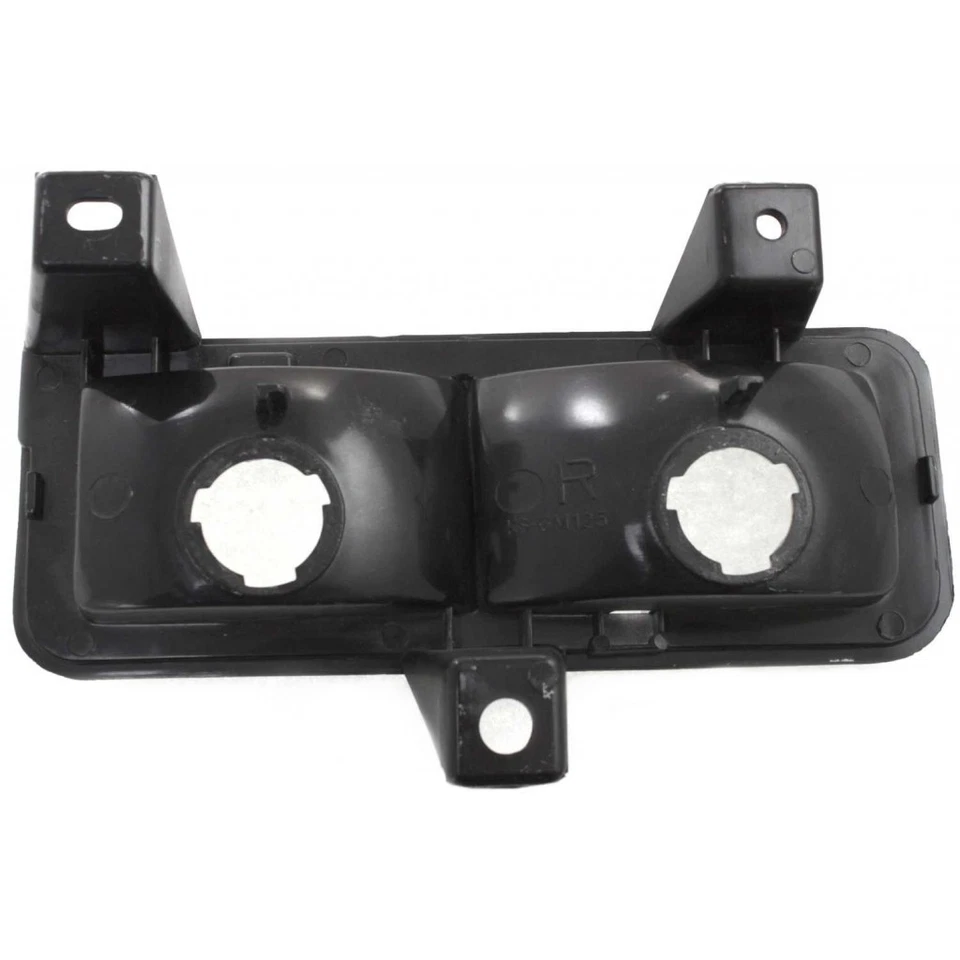 For GMC V1500/V2500 Suburban 1990 1991 Parking Light Passenger Side | GM2521129 - Image 2 of 4