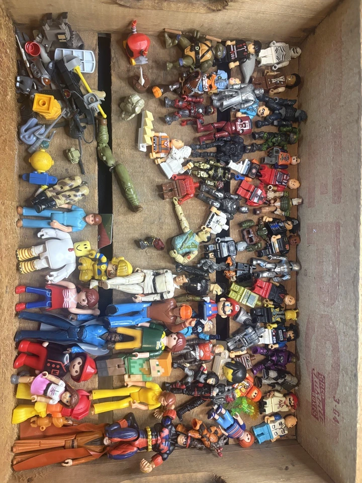 Lego Mini Figure Lot Star Wars, DC, Marvel, Harry Potter, City, Ninjago, Friends - Image 4 of 4
