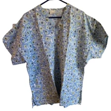 Women’s Hice Brand Scrubs Top Size Large. Free Shipping!