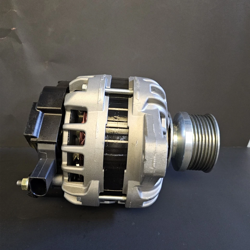 2015 to 2021 Isuzu NPR-XD L4 5.2Liter 140Amps 4HK1 Alternator Oem Reman by Rvv - Image 2 of 4