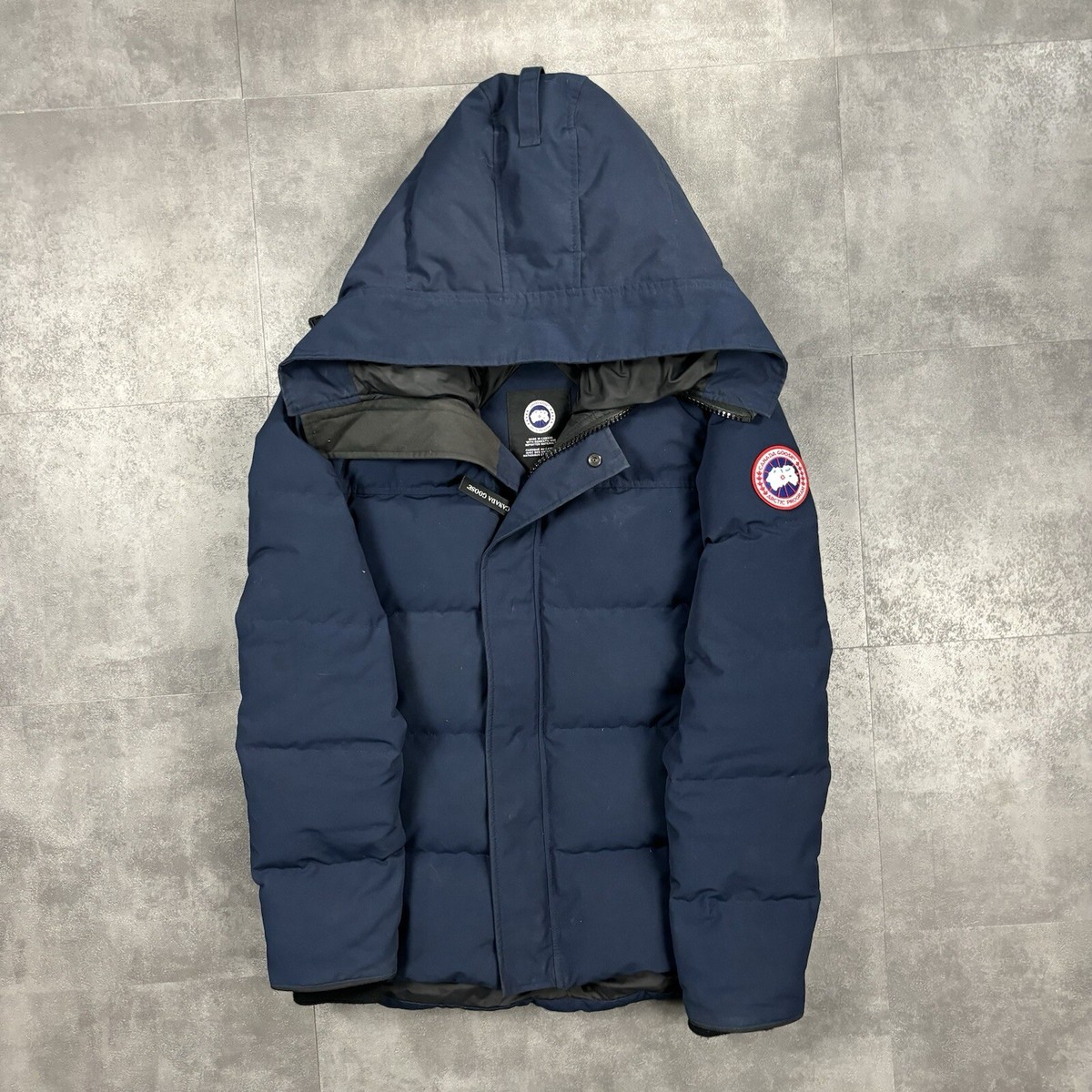 Canada Goose Macmillan Parka Navy Size Small UK