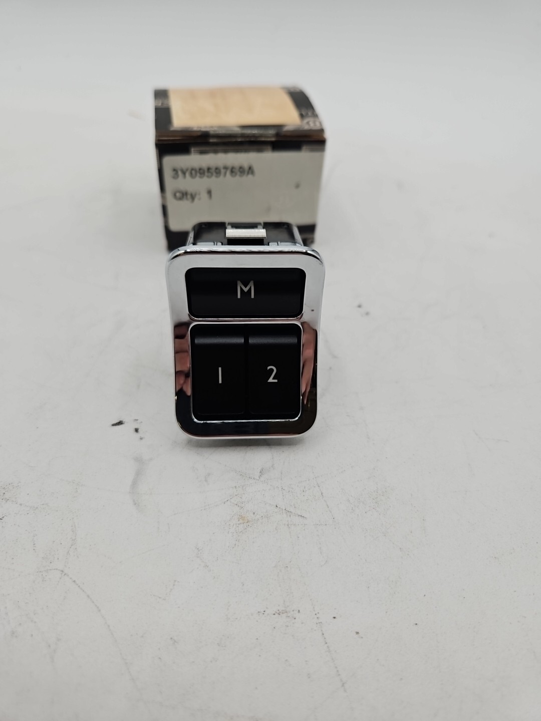 BENTLEY MEMORY SWITCH FOR SEAT AN (3Y0959769A)