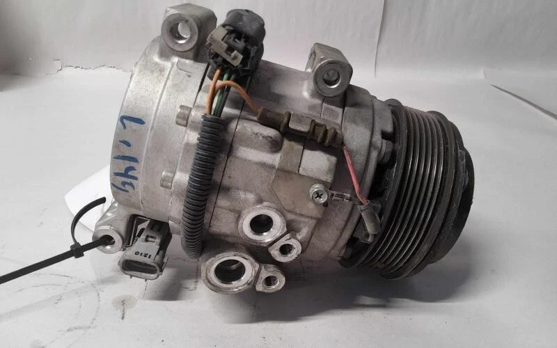 Conjunto de compresor de aire acondicionado Toyota Tacoma 2005-2015 original OEM Foto 3 de 4