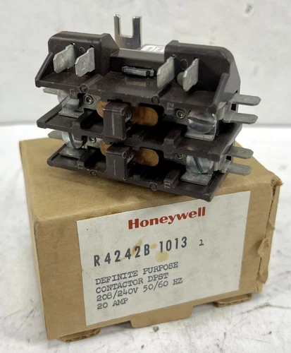 Honeywell R4242B 1013. Definite Purpose Contactor DPST, 208/240V, 50/60 HZ, 20 A