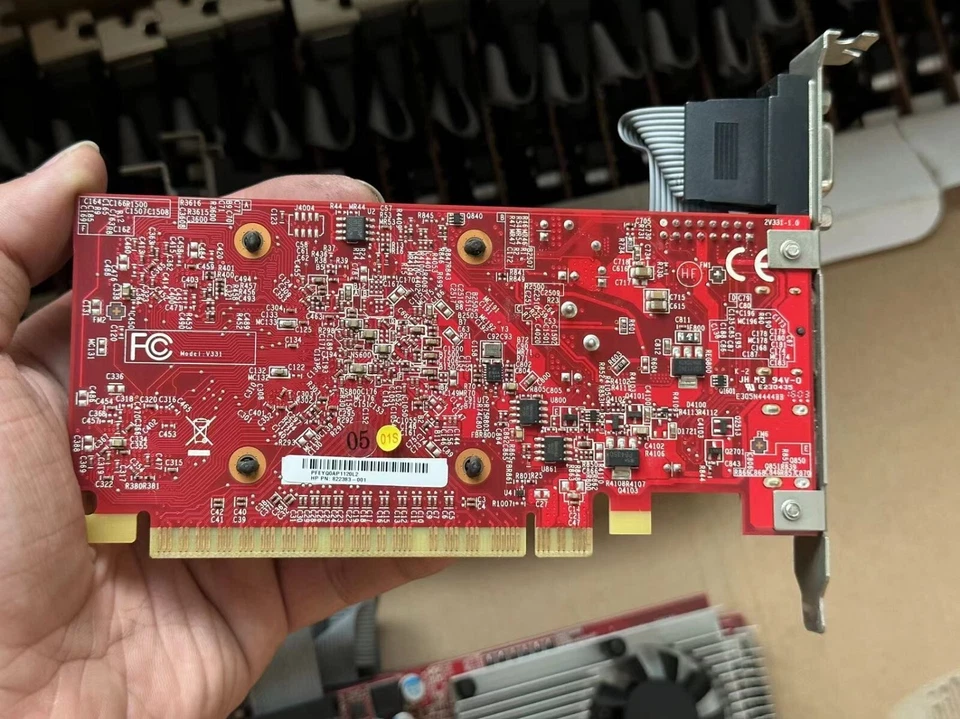 AMD Radeon R5 320 1GB HDMI DP VGA Graphics Card - Image 2 of 4