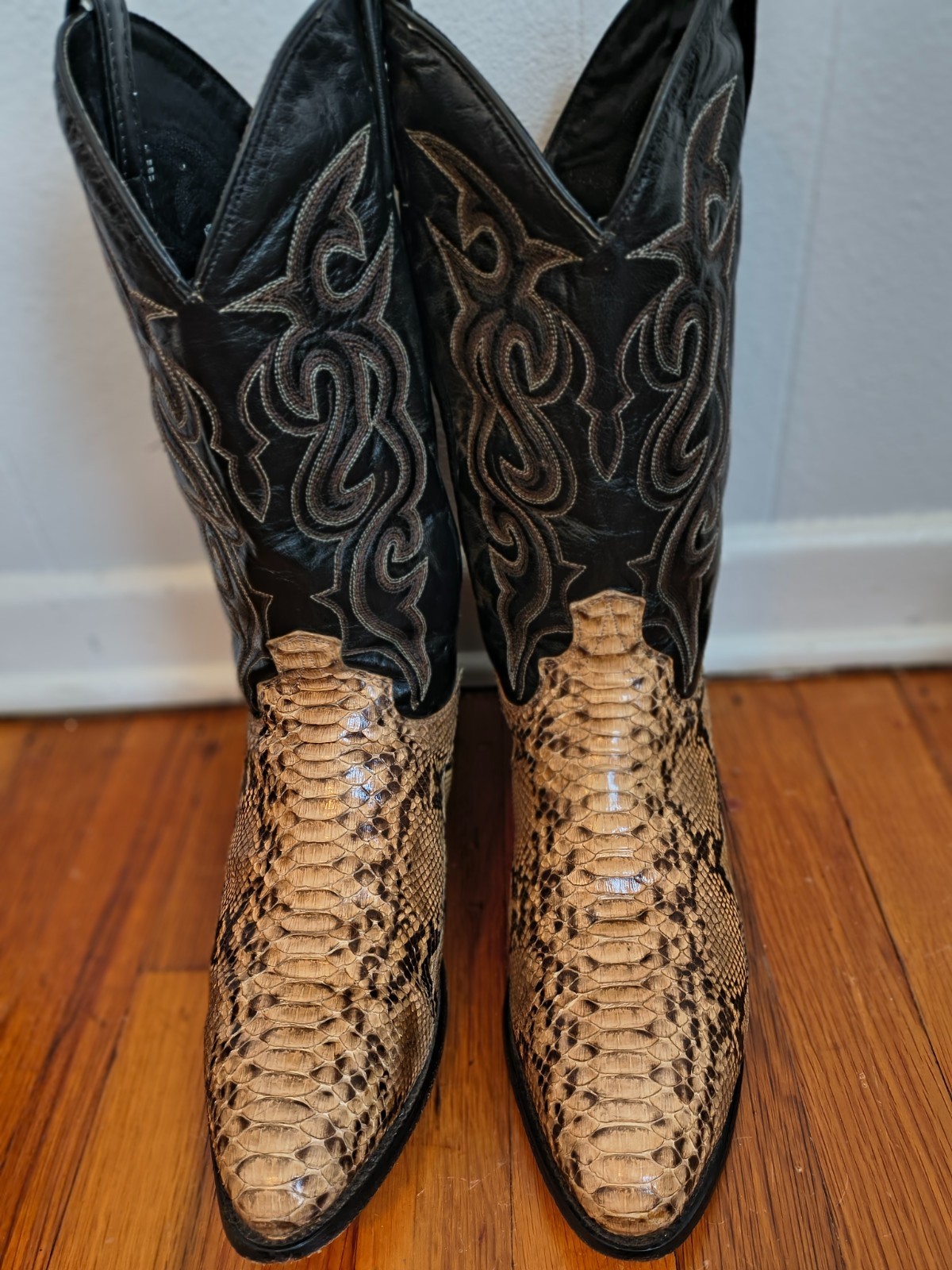 DAN POST PYTHON COWBOY WESTERN BOOTS SIZE 12 D - image 1