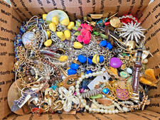 13 LBS Vintage Modern Jewelry LOT Craft Repair Harvest Repurpose Mixed Flat Rate