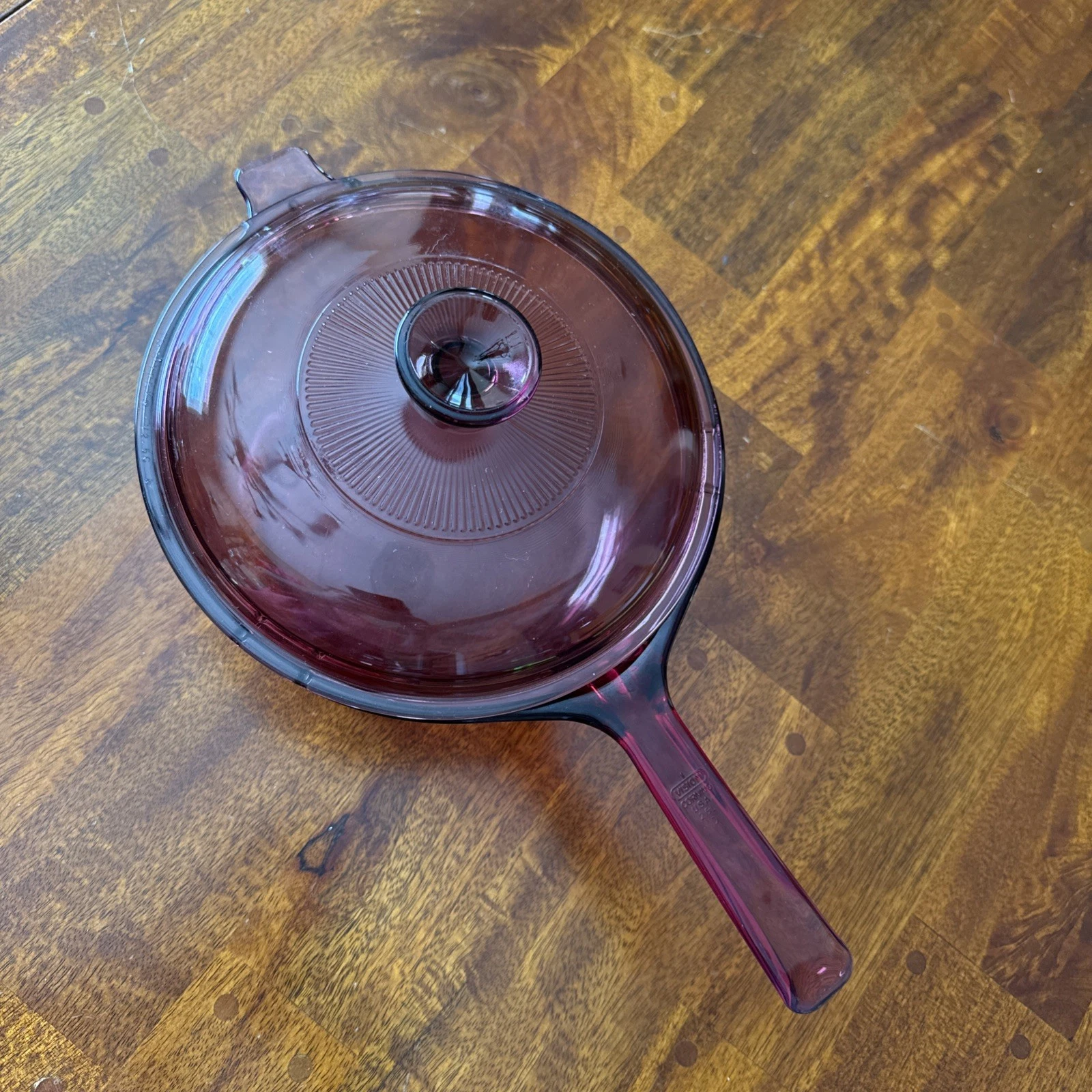 VTG Vision CorningWare Cranberry Pyrex 2.5 L Saucepan Pot w/Glass Lid USA Made