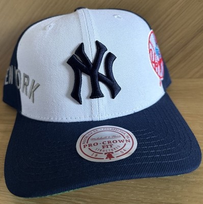 New York Yankees Mitchell & Ness Cooperstown Pro Crown Fit Snapback Hat Cap MLB