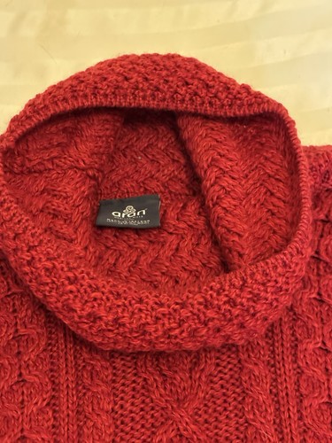 ARAN Ireland Cable Knit Turtleneck Merino Wool Sweater Red Women’s Large - Picture 2 of 9