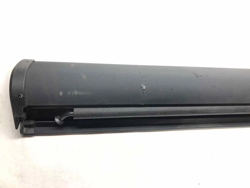 1998-2004 Audi A6 * Vagão * Rede de tampa de carga retrátil traseira preta 4b9861691a6sp - Imagem 2 de 4