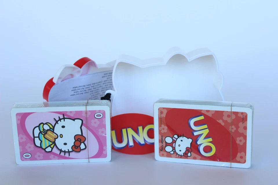 2006 NEVER USED Hello Kitty Sanrio Robot Special Edition UNO Cards Collectors - Image 2 of 3